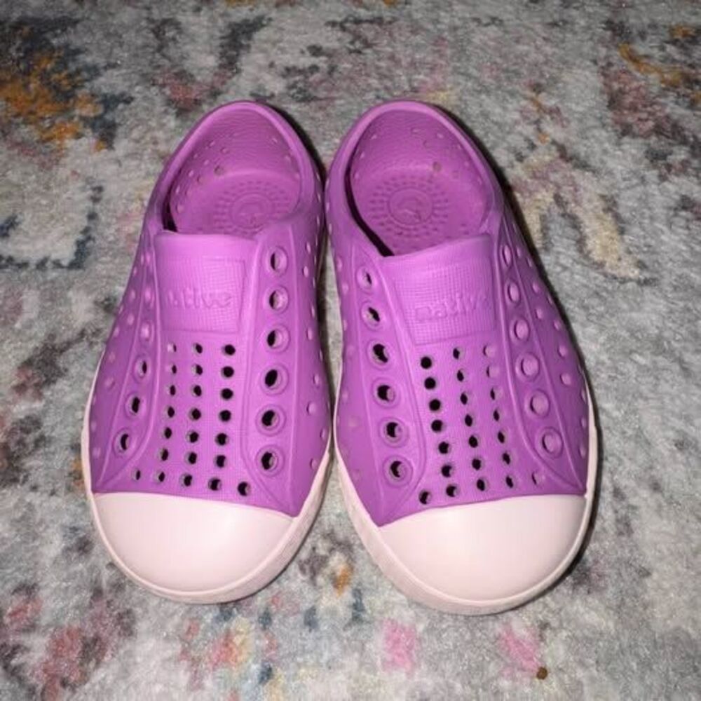 Native Jefferson Kids Purple EVA Slip On Water Shoes Size C5